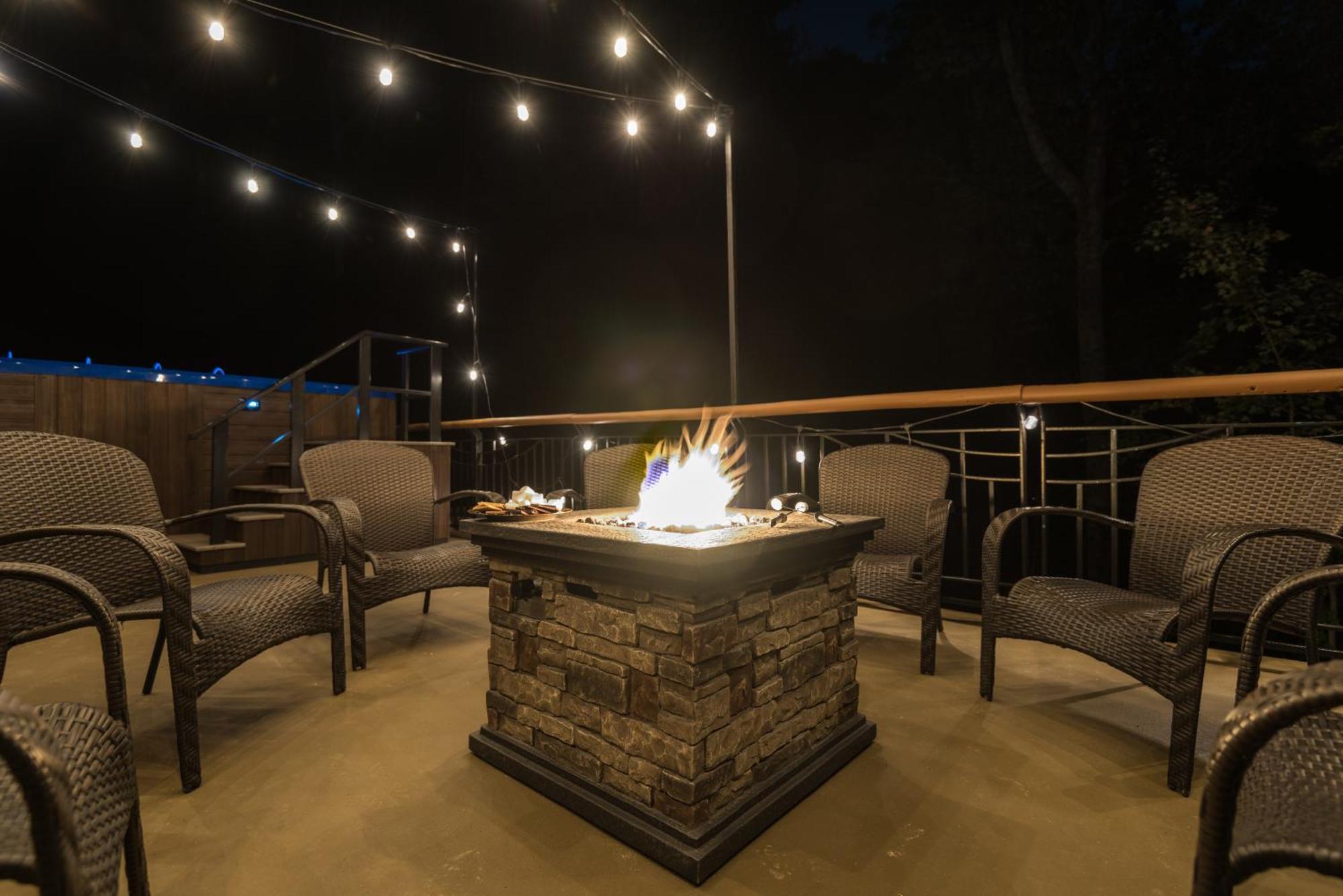 Tanglewood Mountain Lodge By Stony Brook Cabins Sevierville Exterior foto